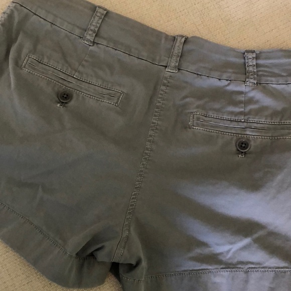 Vineyard Vines/J Crew chino short bundle - Picture 7 of 8